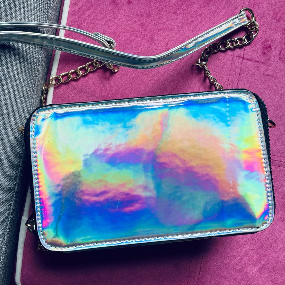 Pre-owned LD holographic purse with partial gold chain and rainbow zipper